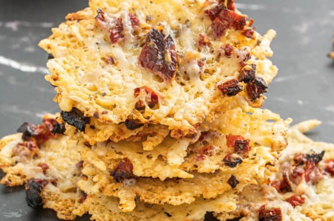 Crispy Baked Cheese Chips