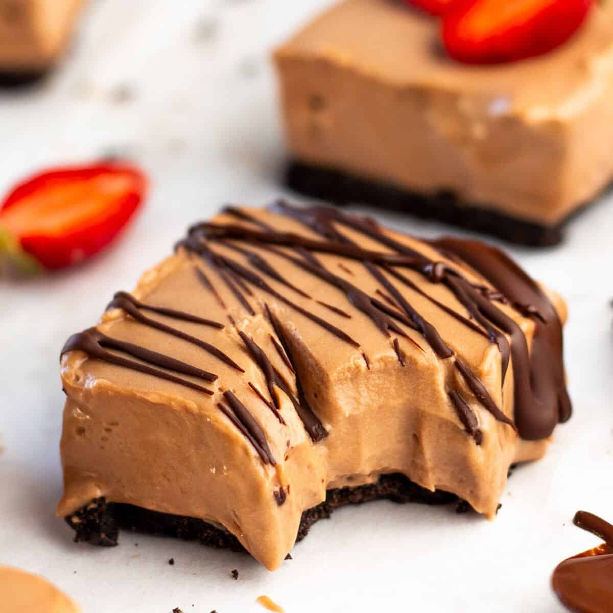 No Bake Sugar Free Chocolate Cheesecake Bars, an easy and delicious lush chocolate recipe made with no added sugar. Low Carb, Gluten Free.