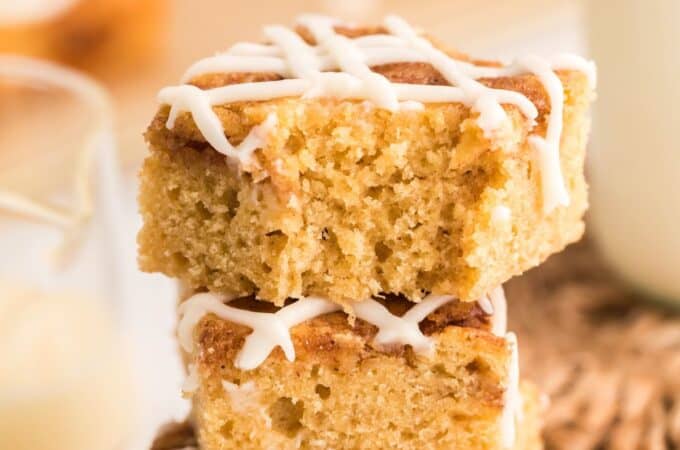 Sugar Free Cinnamon Roll Blondie Bars