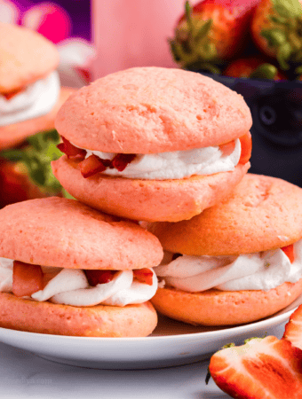 Sugar Free Strawberry Whoopie Pies