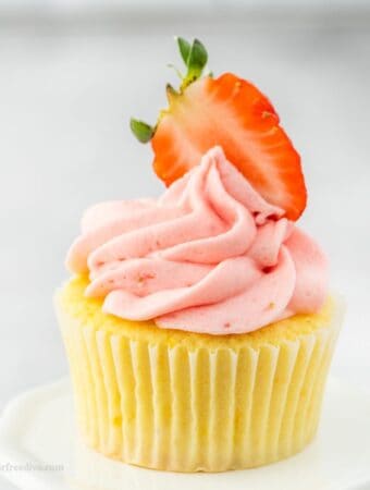Sugar Free Strawberry and Lemon Cupcakes