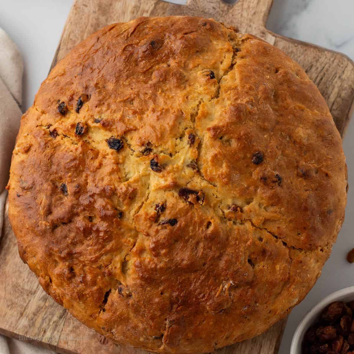 No Added Sugar Irish Soda Bread (video), a delicious and easy quick bread recipe made with buttermilk and no added sugar.