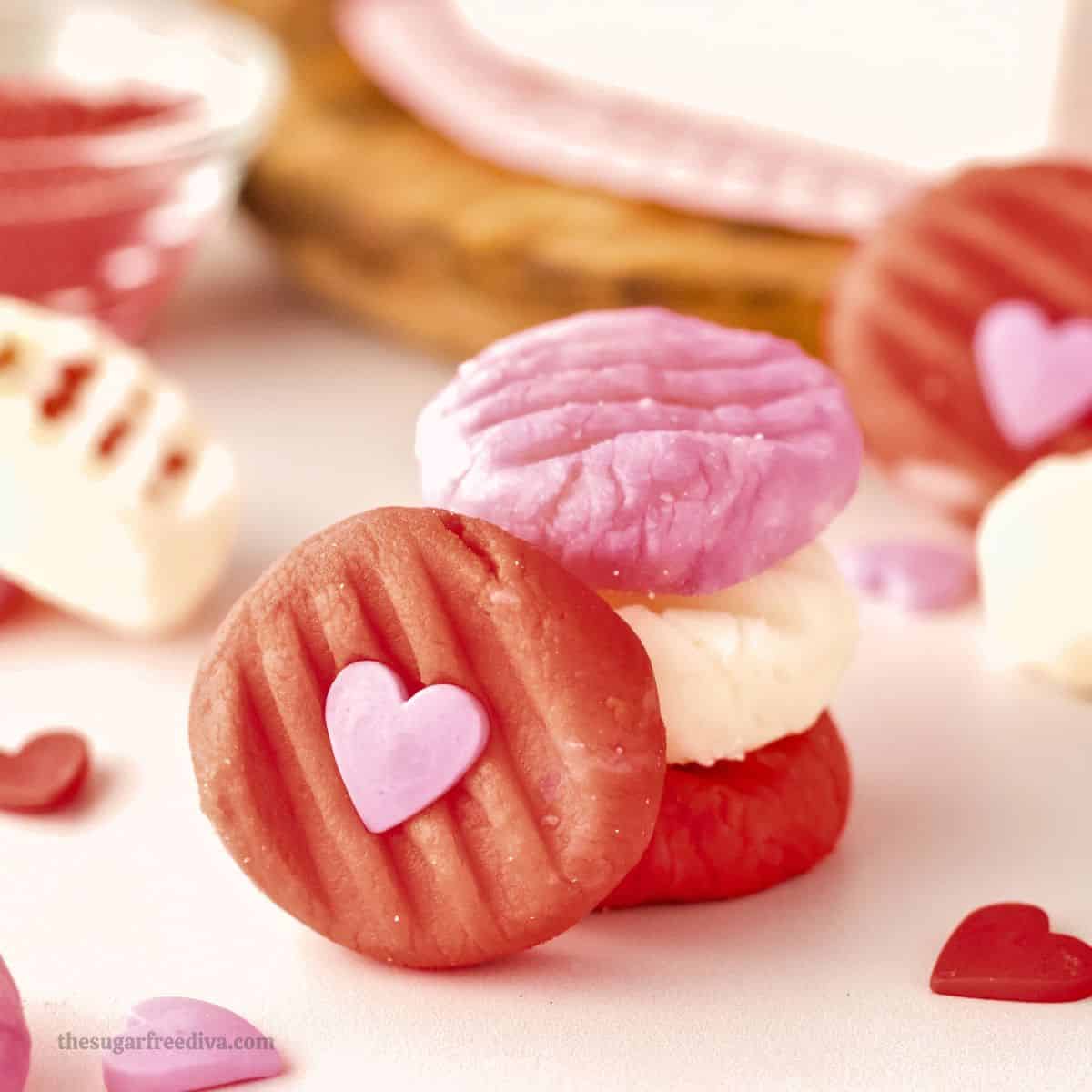 Sugar Free Cream Cheese Mints, a simple no added sugar recipe for creamy candy made with five simple ingredients. Sugar Free Cream Cheese Mints, a simple no added sugar recipe for creamy candy made with five simple ingredients.