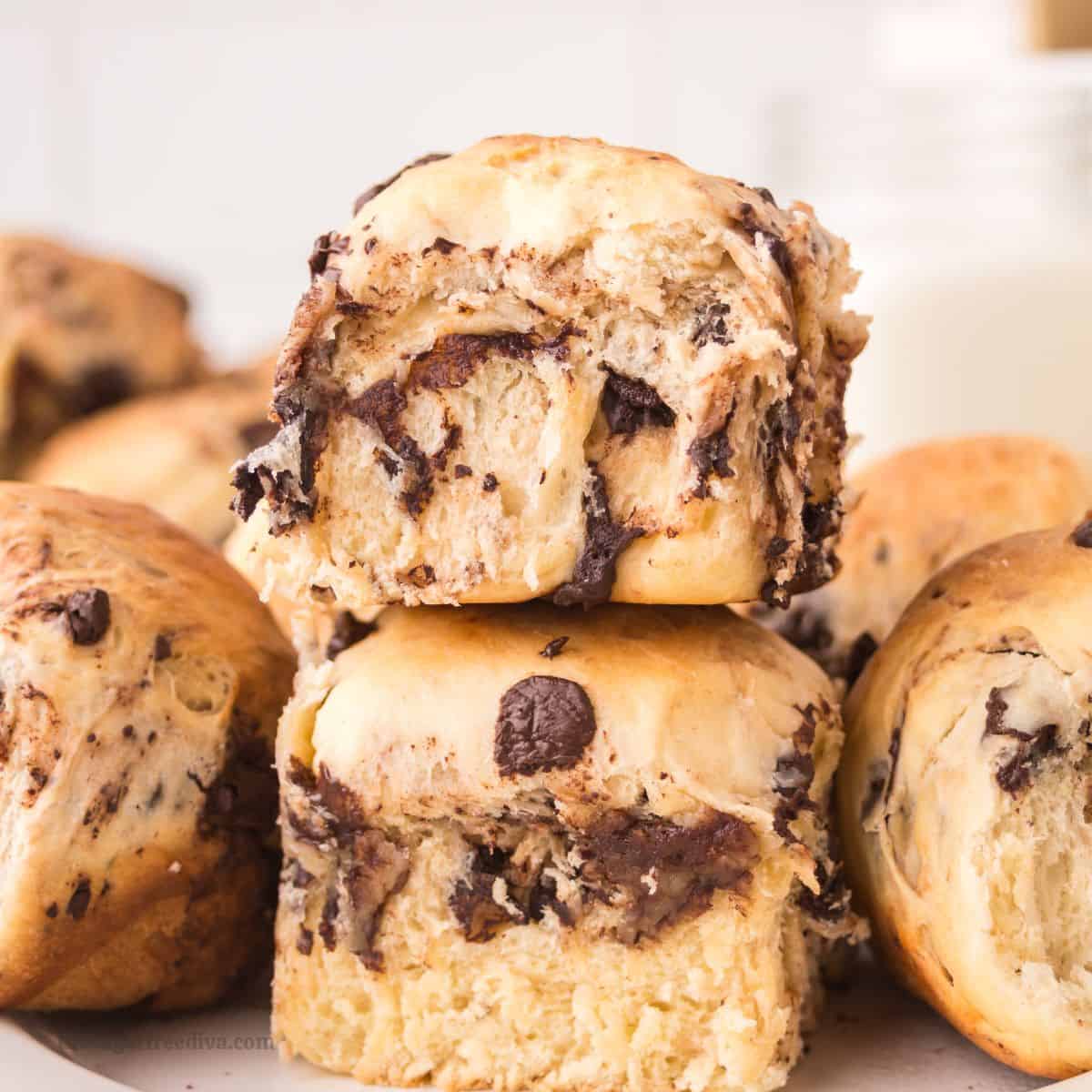 Sugar Free Chocolate Chip Brioche Rolls, a no added sugar recipe for buttery, pillowy-soft rolls packed with melty chocolate chips. Sugar Free Chocolate Chip Brioche Rolls, a no added sugar recipe for buttery, pillowy-soft rolls packed with melty chocolate chips.